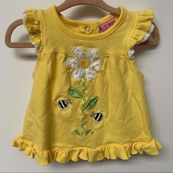 [BOGO ✨] Vintage Carter’s Dress 🌻 - Picture 1 of 6